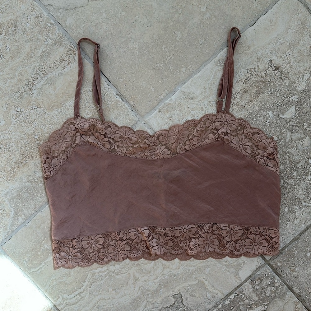 Brandy Melville Dionne Cropped Camisole Tank